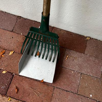 Pooper Scooper Set 