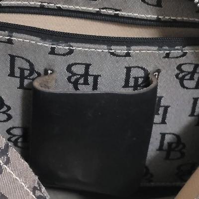 Dooney & Bourke Purse