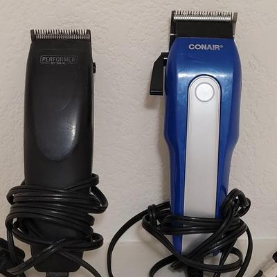 (2) Clippers