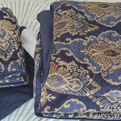 Dark Blue & Gold Brocade King Set