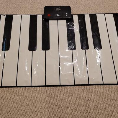 FAO Schwartz Giant Dance-On Piano