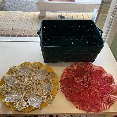 427 Woven Faux Leather / Vinyl Basket with Poinsettia Placemats