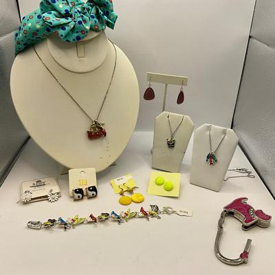 428 Fun Enameled Jewelry Lot
