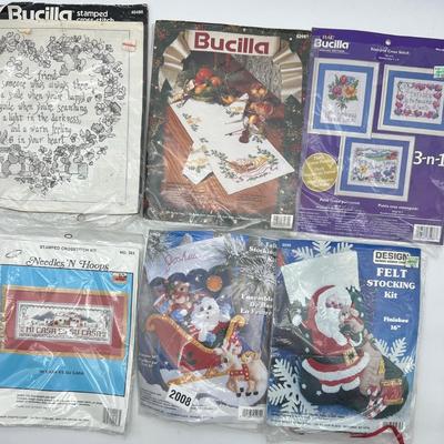 Cross stitching lot