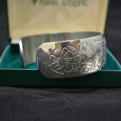 Kirk Stieff Pewter October Bracelet with Box