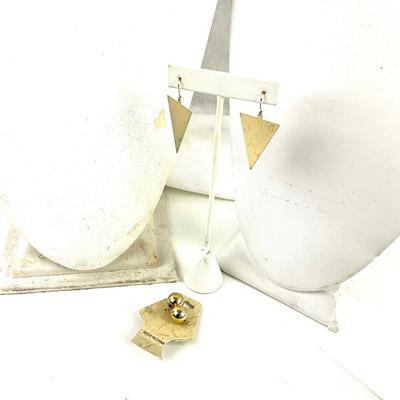 442 Green Stone Stone Statement Lot with Green Jewelry Set