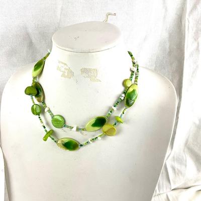 442 Green Stone Stone Statement Lot with Green Jewelry Set