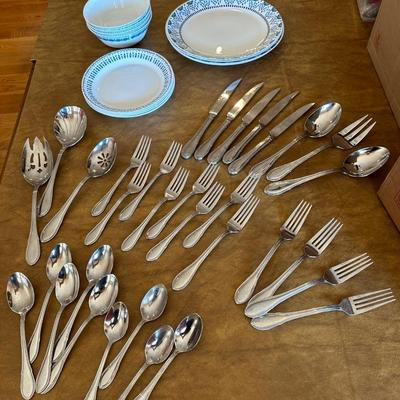 Assortment of Stainless Silverware and Corelle Dishes (LR-KL)