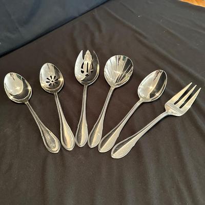 Assortment of Stainless Silverware and Corelle Dishes (LR-KL)