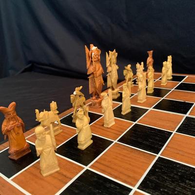 Unique Chess Sets with Storage Boards (DR-KW)