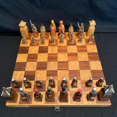 Unique Chess Sets with Storage Boards (DR-KW)