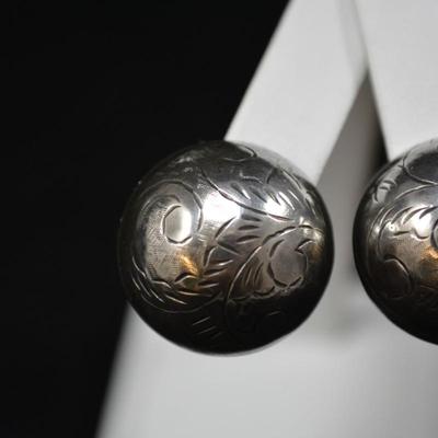 925 Sterling Etched Dome Earrings 7.1g