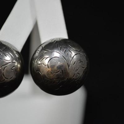 925 Sterling Etched Dome Earrings 7.1g