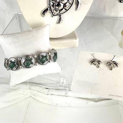 450 Turtle Jewelry Lot