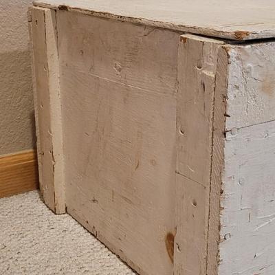 Antique Buffalo Bolt Co. Box