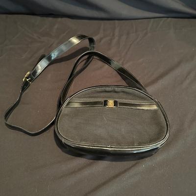 Assortment of Designer Ladies Purses (LR-KL)