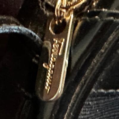 Assortment of Designer Ladies Purses (LR-KL)