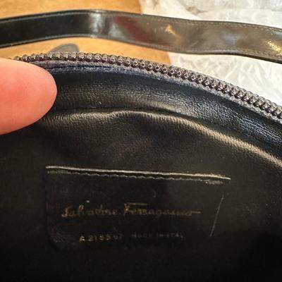 Assortment of Designer Ladies Purses (LR-KL)