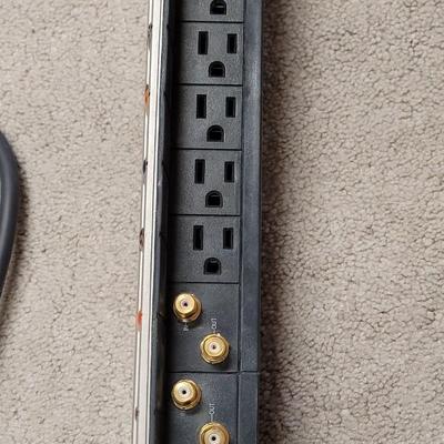 Monster Power Home Theater Power Center HTS850