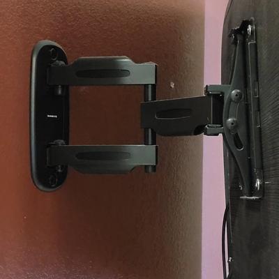 55" Samsung Smart TV with Wall Mount