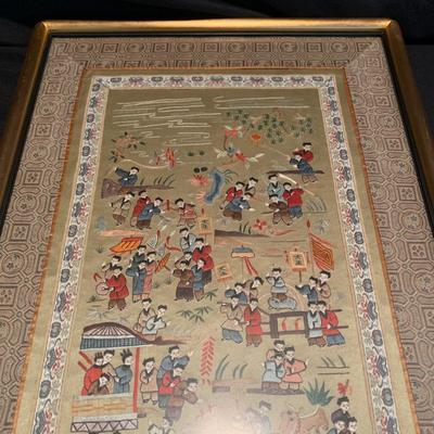 Framed Asian Silk with Korean Wooden Box (DR-KW)