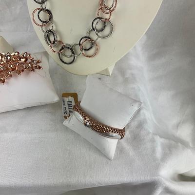 466 Rose Gold Tone Costume Necklace Rhinestone Brooch and Bracelet