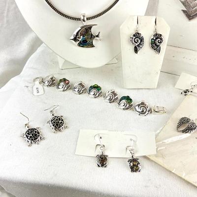 476 Abalone Style Fish Jewelry Lot