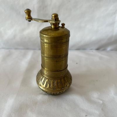 Wendell August Metal Giftware & More (K-MK)