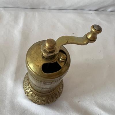 Wendell August Metal Giftware & More (K-MK)