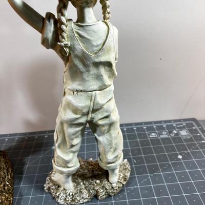 2 Resin Figurines