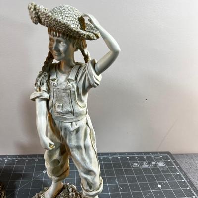 2 Resin Figurines
