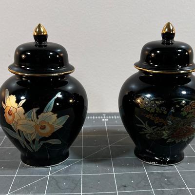 2 Small Asian Ginger Jars with lids Black