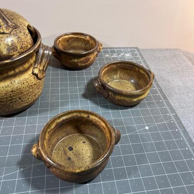 Studio Art Pottery: Matching  Soup Tureen with lid  and 6 Bowls 