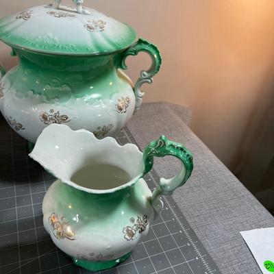 Homer Laughlin ANTIQUE Wash Basin & Pitcher Set