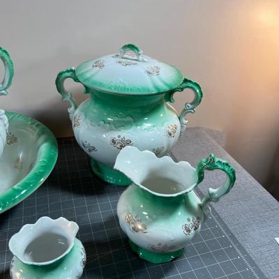Homer Laughlin ANTIQUE Wash Basin & Pitcher Set
