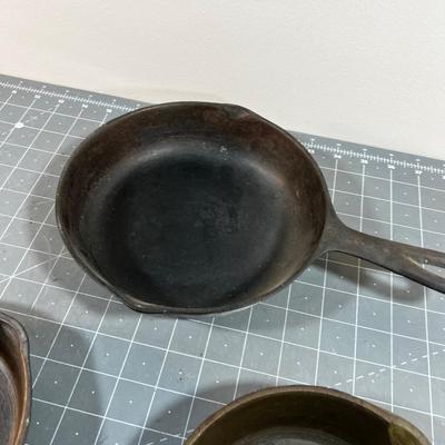 3 Cast Iron Skillets 