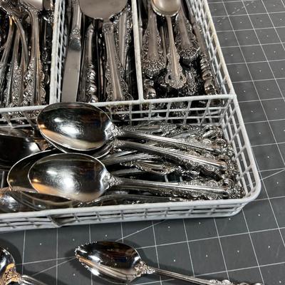 Onida Stainless Service for 8 plus Grapefruit & Serving Pieces. 