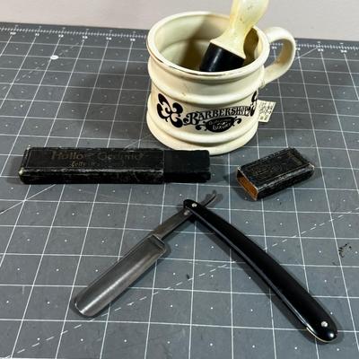 Shaving Set: Mug, Bush and Straight Razor