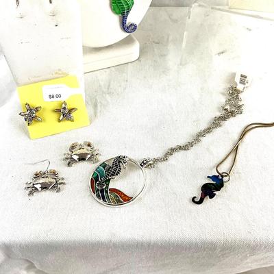 482 Under the Sea Enameled Seahorse, Silver tone Crab Pendant on Omega Necklace