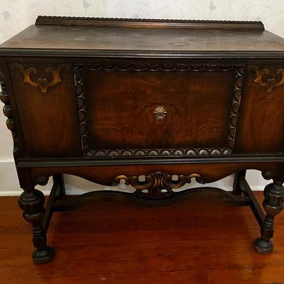 Walnut Jacobian Side Server