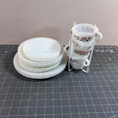 VINTAGE Milk Glass Dish Set 
