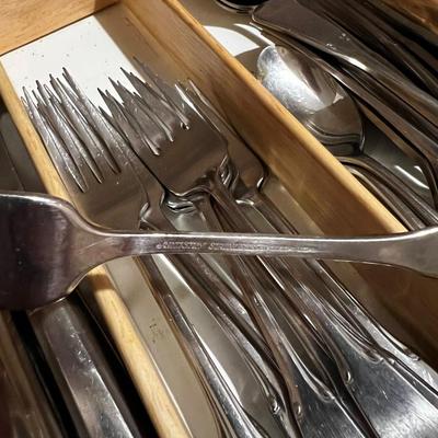 ARTISTRY / Stainless Steel Utensils by Oneida