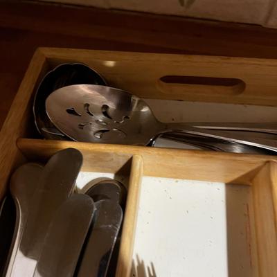 ARTISTRY / Stainless Steel Utensils by Oneida
