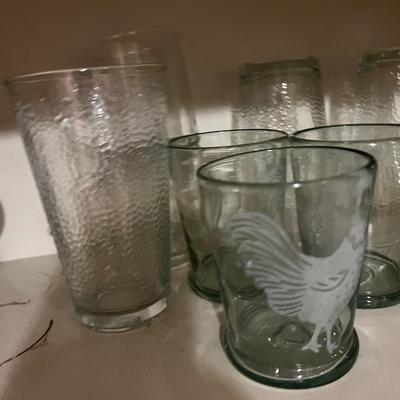 Clear Glass Glasses with a Rooster on them