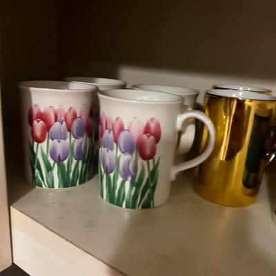 Lot of Coffee Mugs 