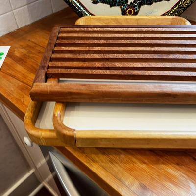 Serving Trays Wood and Metal (4) 
