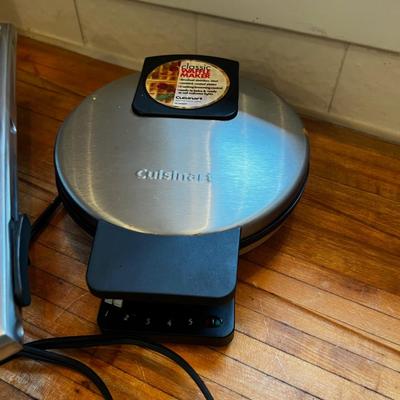 Krups Panini And Cuisinart Waffle Maker 