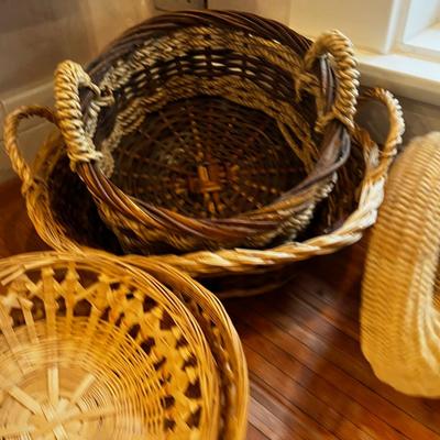 Lot of Baskets 