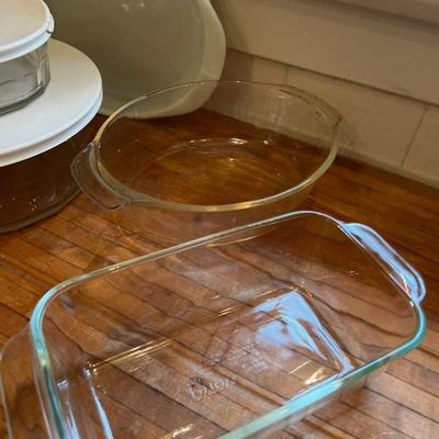 All Pyrex or Glass Baking, oven and Refrigerator Dishes 