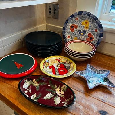 Ceramic Dish Ware Blue Plates plus.